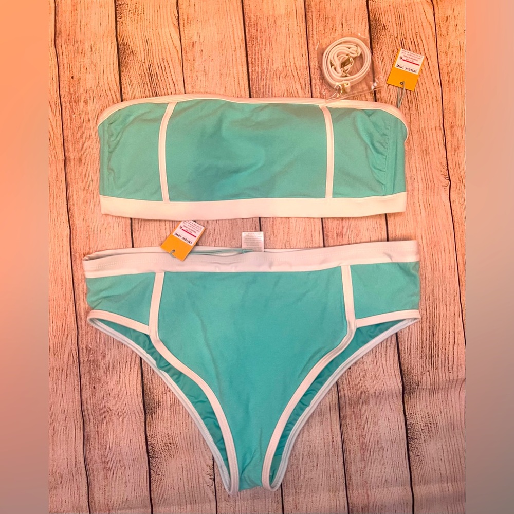 SALE-NWT Teal & White Bikini, 1X (16W-18W) Swim Suit, plus size, FINAL MARKDOWN! - Picture 3 of 7